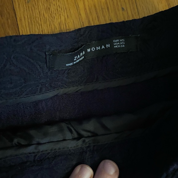 Zara Women’s Printed MIDI Skirt - Picture 3 of 3